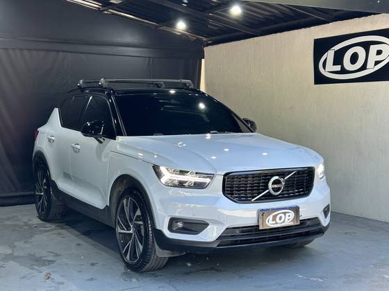 VOLVO XC40 1.5 T5 RECHARGE R-DESIGN GEARTRONIC VOLVO XC40 1.5 T5 RECHARGE R-DESIGN GEARTRONIC